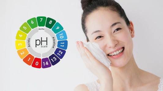 tieu-chi-chon-sua-rua-mat-cho-da-nhay-cam-theo-ph-va-sinh-ly-da
